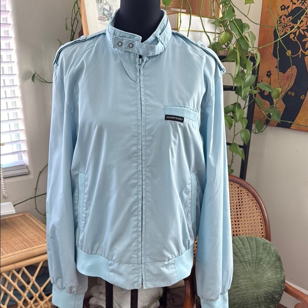 Men’s Members Only Dusty Sky Classic Iconic Zip Up Preppy Racer Jacket